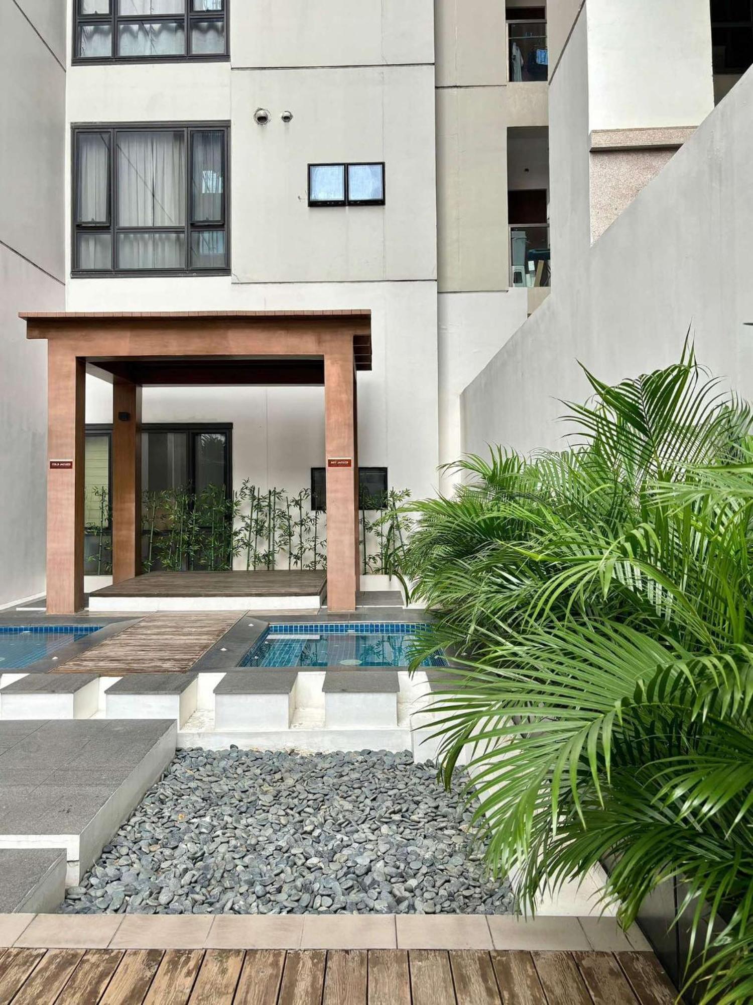 Greenbelt Hamilton Tower 1 Legazpi 马卡蒂 外观 照片