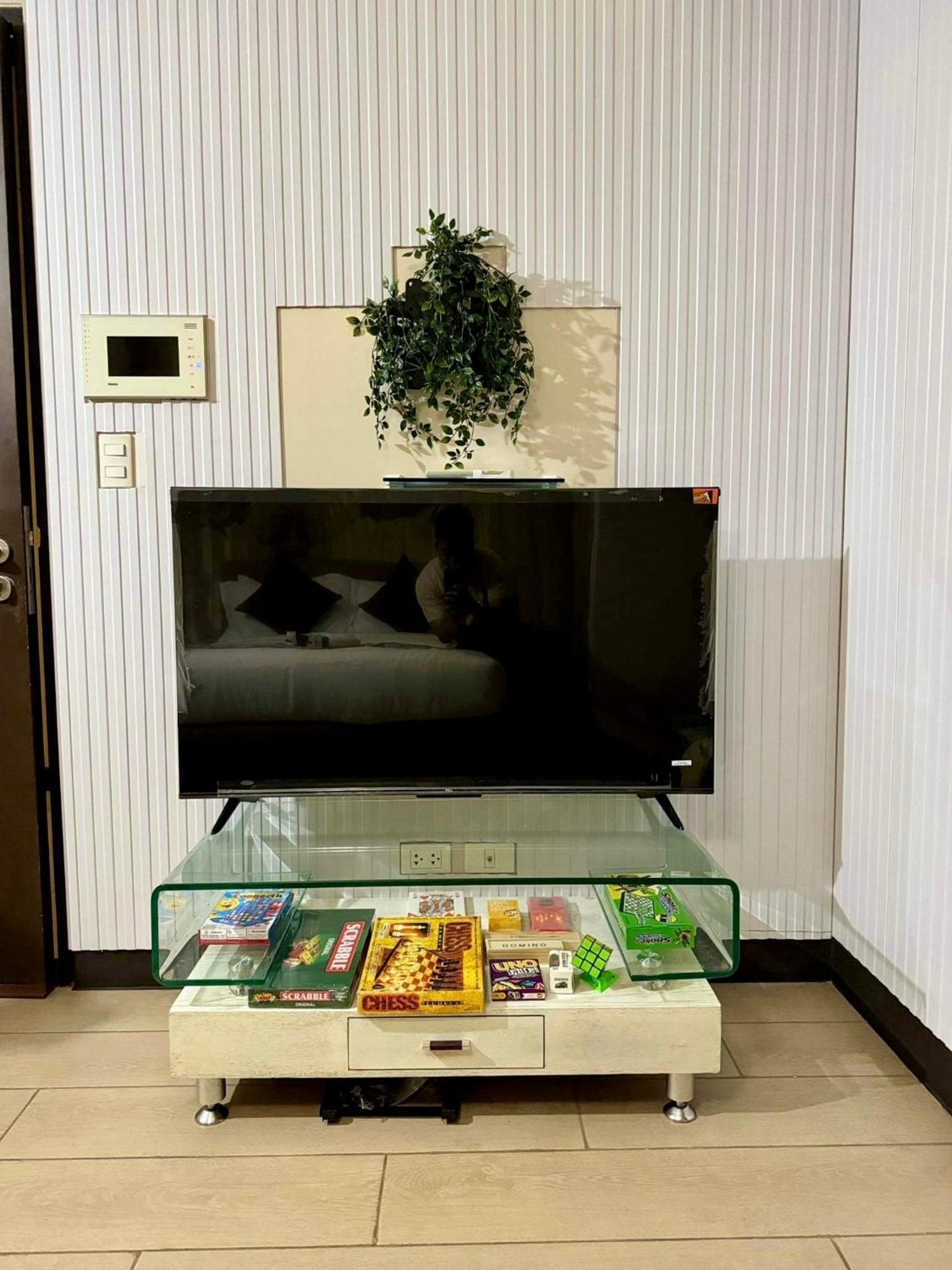 Greenbelt Hamilton Tower 1 Legazpi 马卡蒂 外观 照片