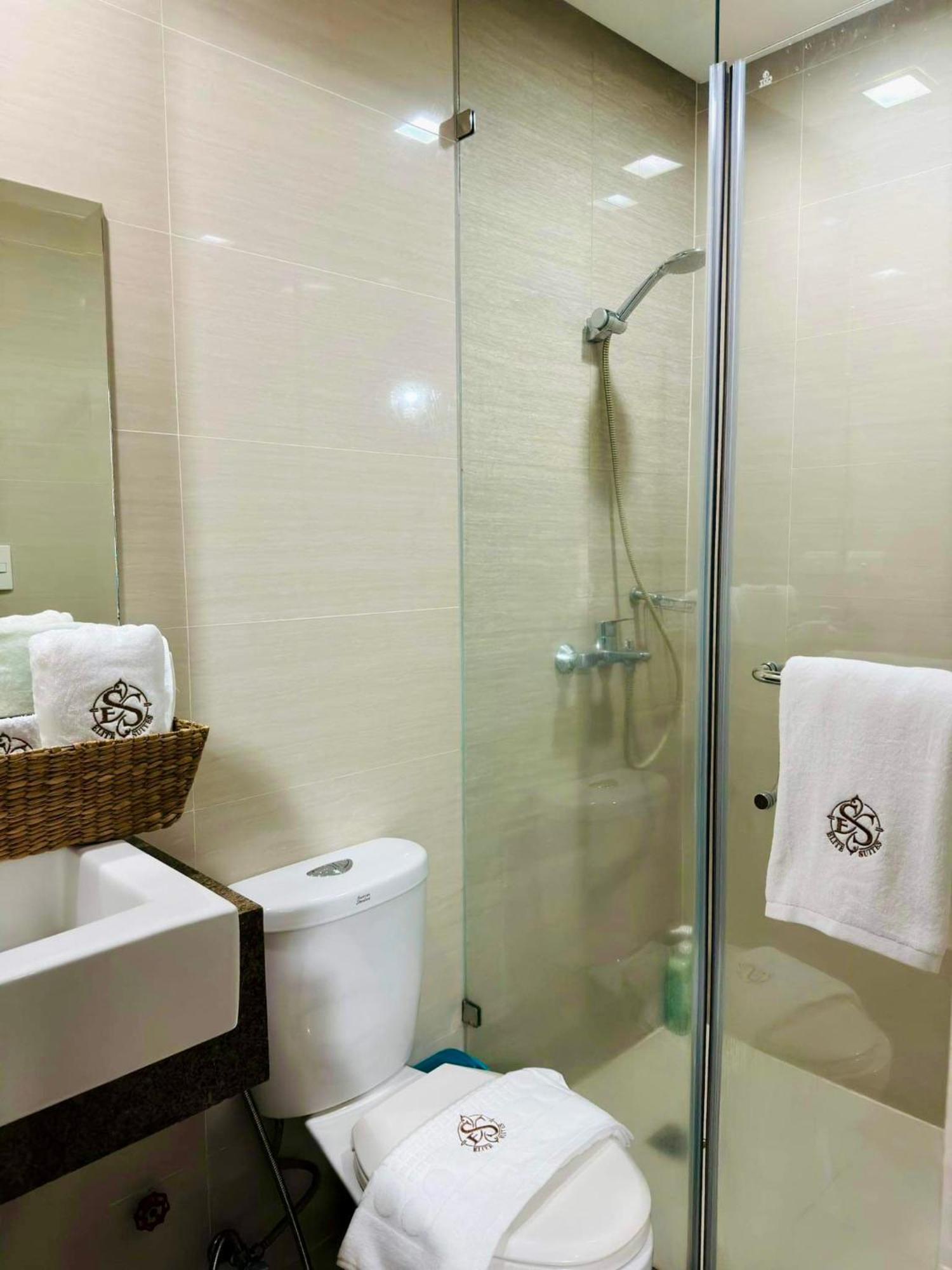 Greenbelt Hamilton Tower 1 Legazpi 马卡蒂 外观 照片