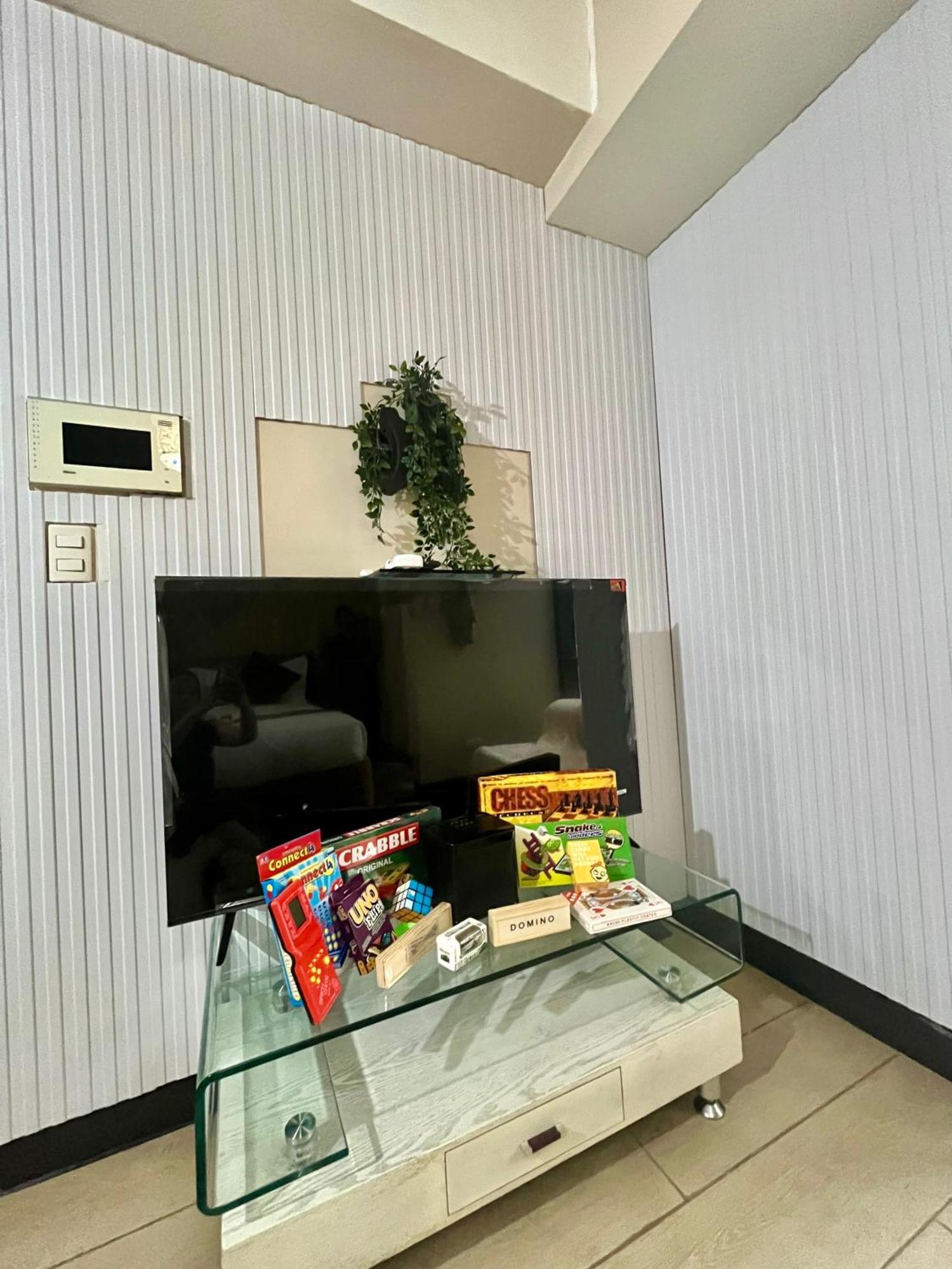 Greenbelt Hamilton Tower 1 Legazpi 马卡蒂 外观 照片