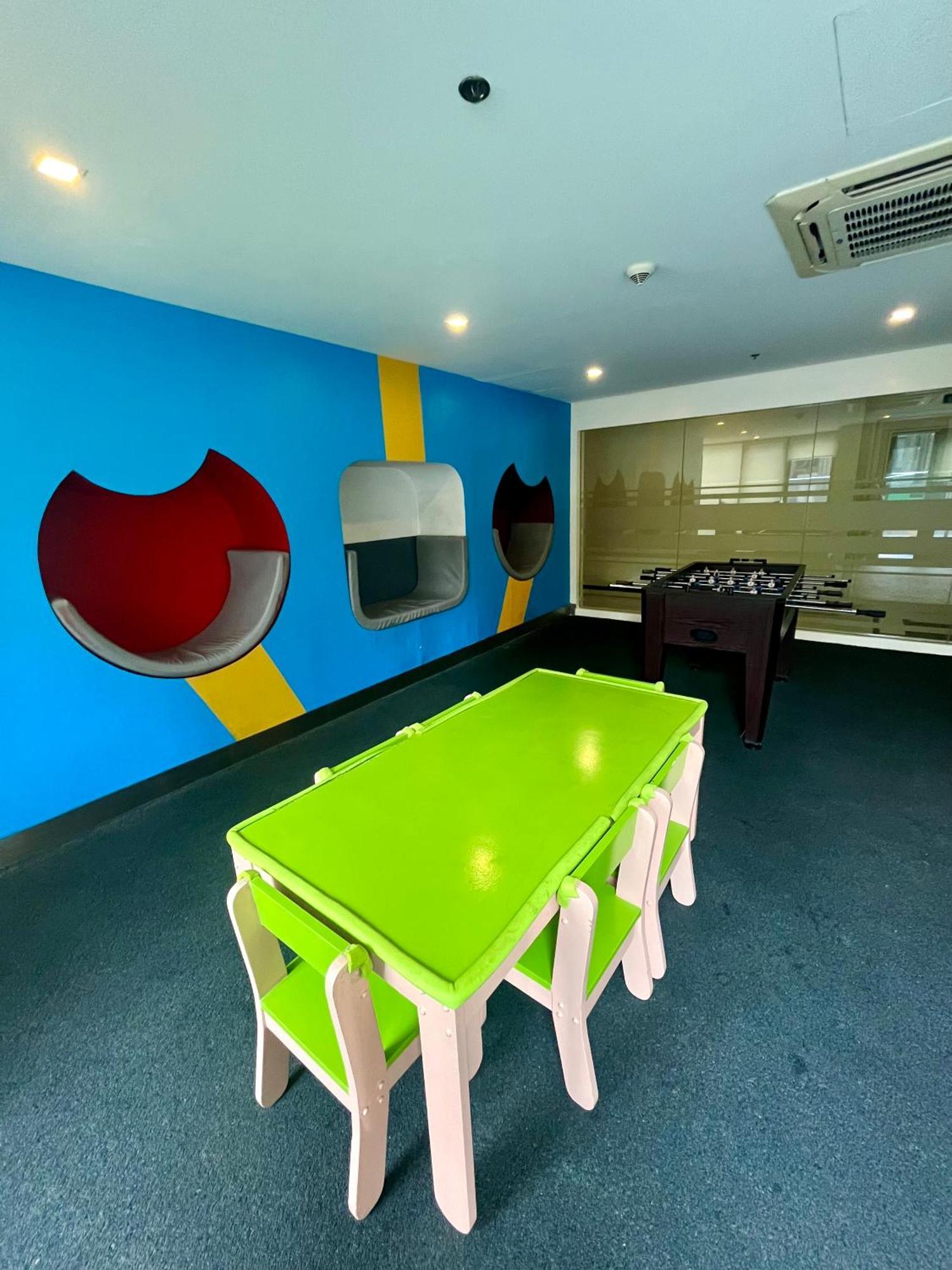 Greenbelt Hamilton Tower 1 Legazpi 马卡蒂 外观 照片